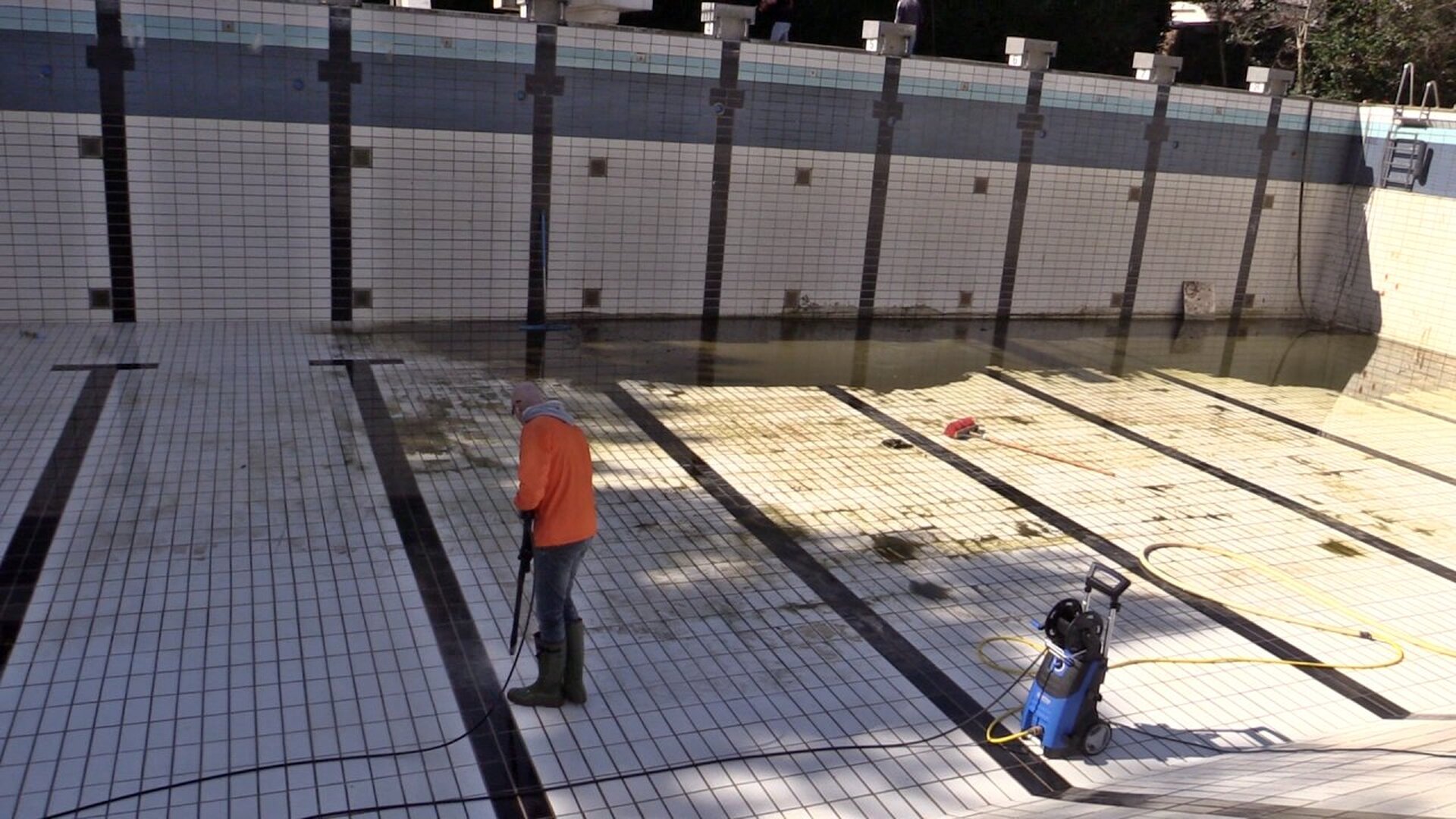 Foto: zwembad-het-baafje-schoonmaak-1.jpg